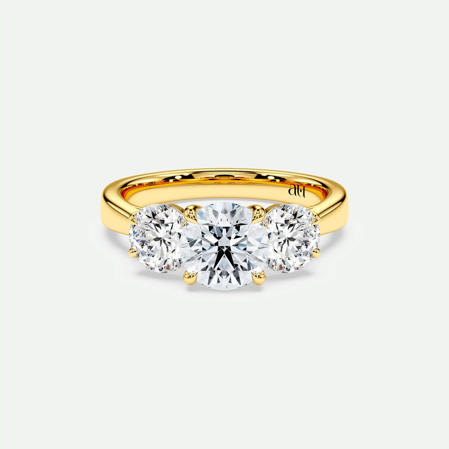 FRANCINI – 3-Stone with Classic Setting on a Plain Band
