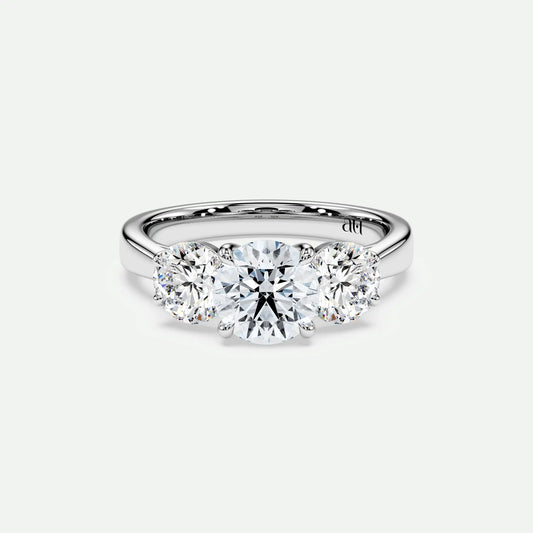 FRANCINI – 3-Stone with Classic Setting on a Plain Band