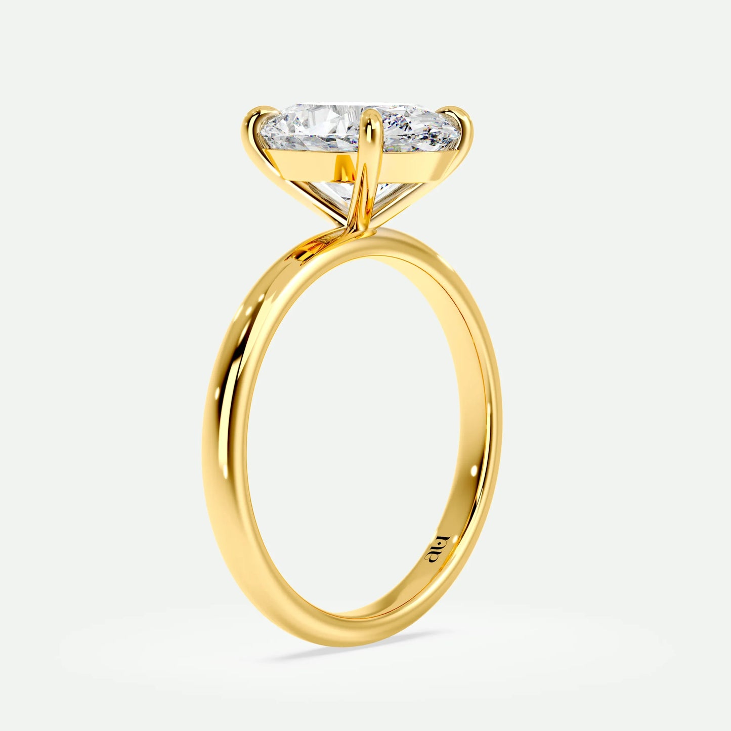 Oval - Silver (Yellow Gold)
