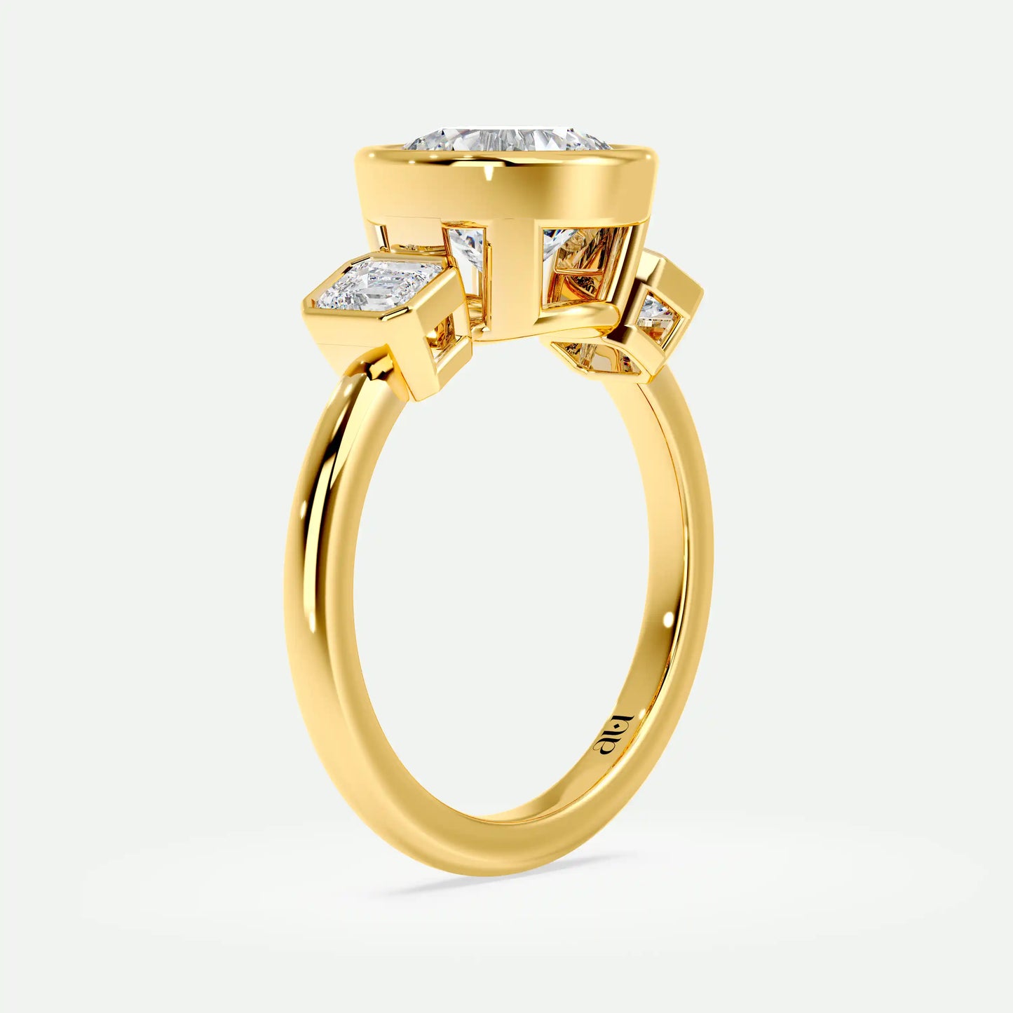 Round - Silver (Yellow Gold)
