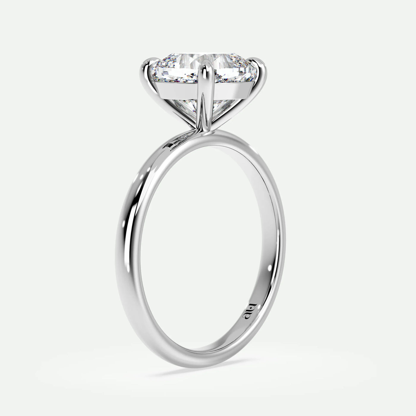 Cushion - Silver (White Gold)