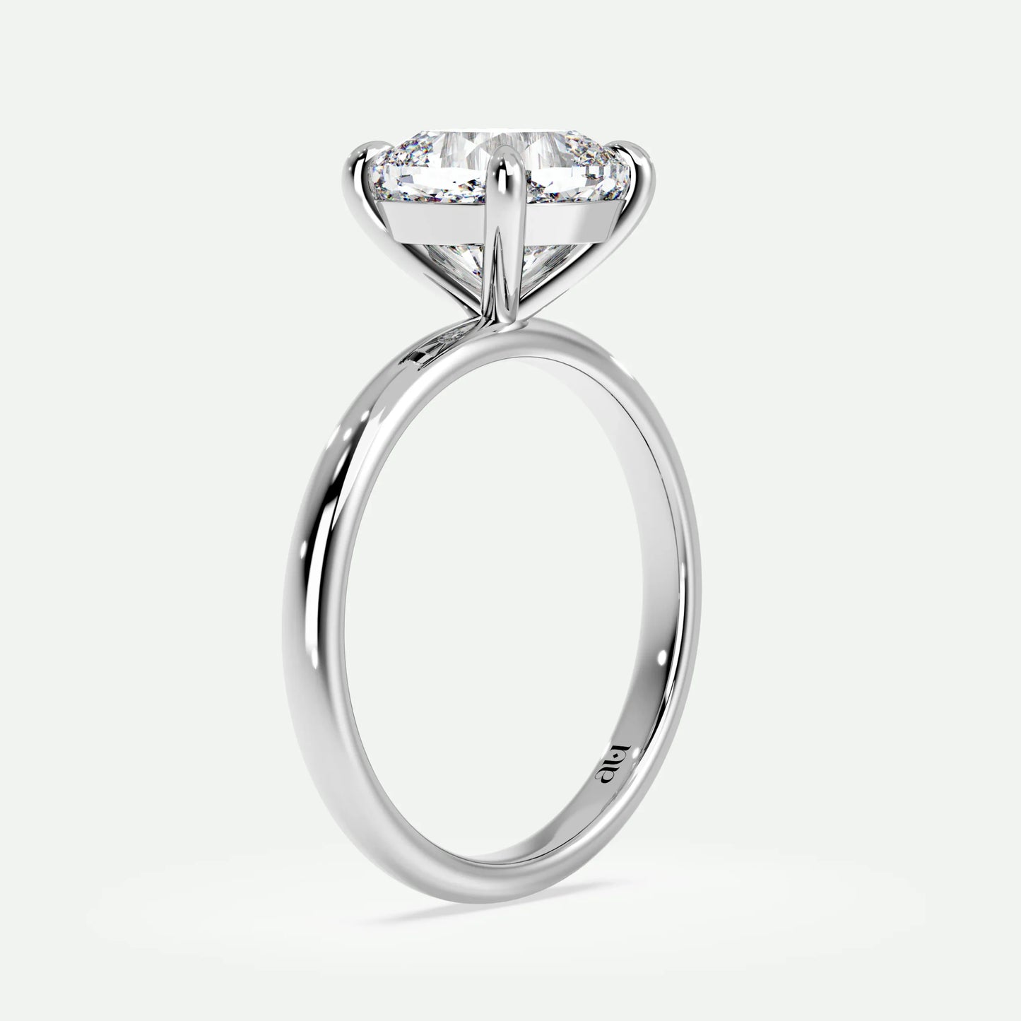 Cushion - Silver (White Gold)