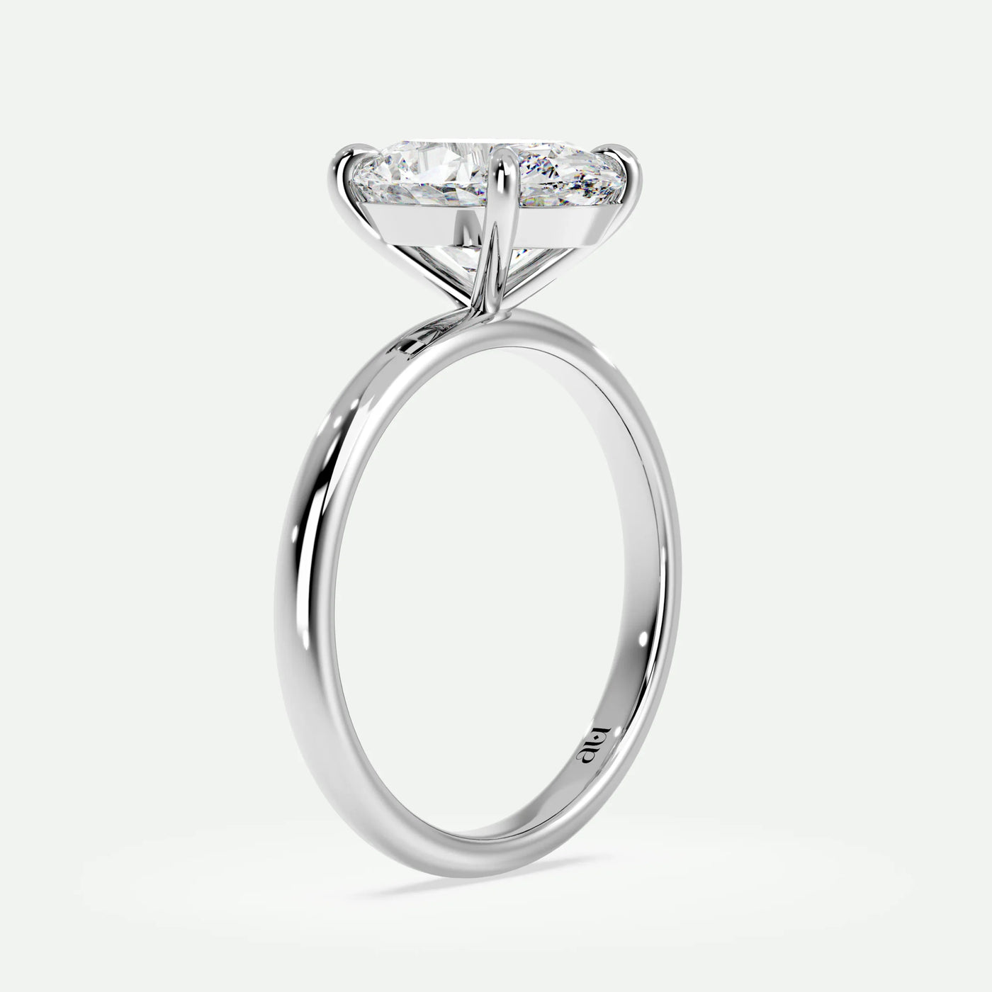 Oval - Silver (White Gold)
