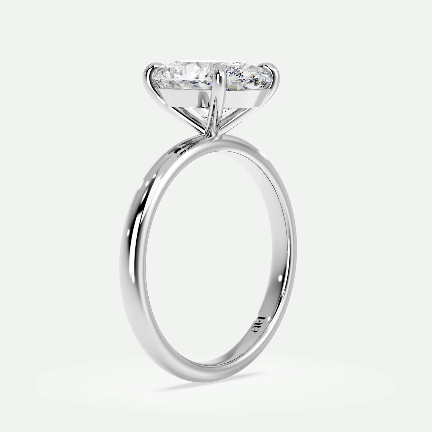 Oval - Silver (White Gold)