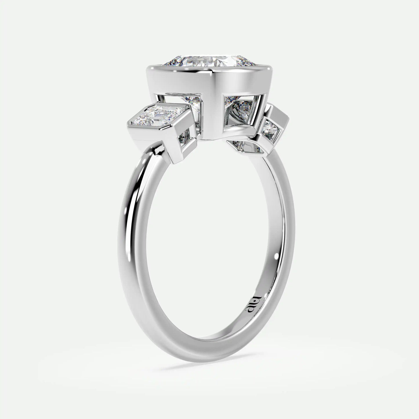 Cushion - Silver (White Gold)