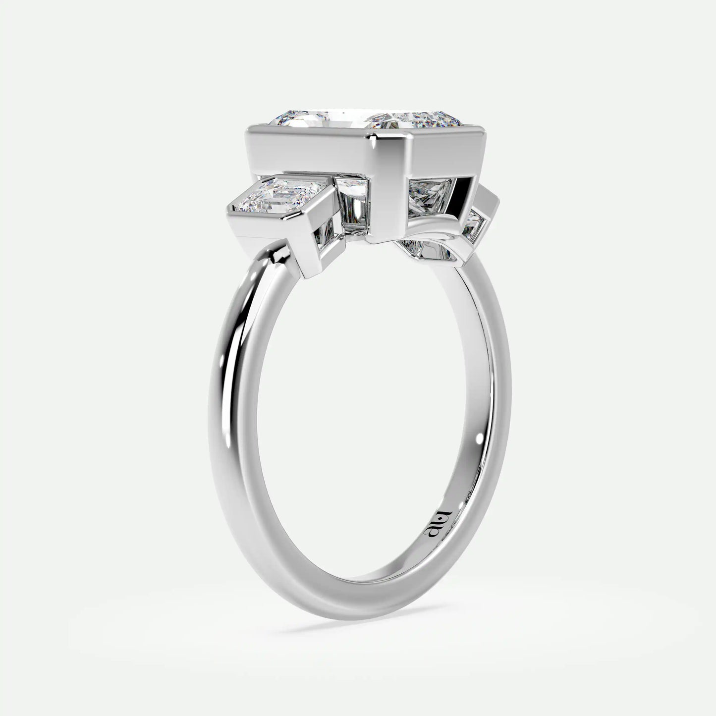 Radiant - Silver (White Gold)
