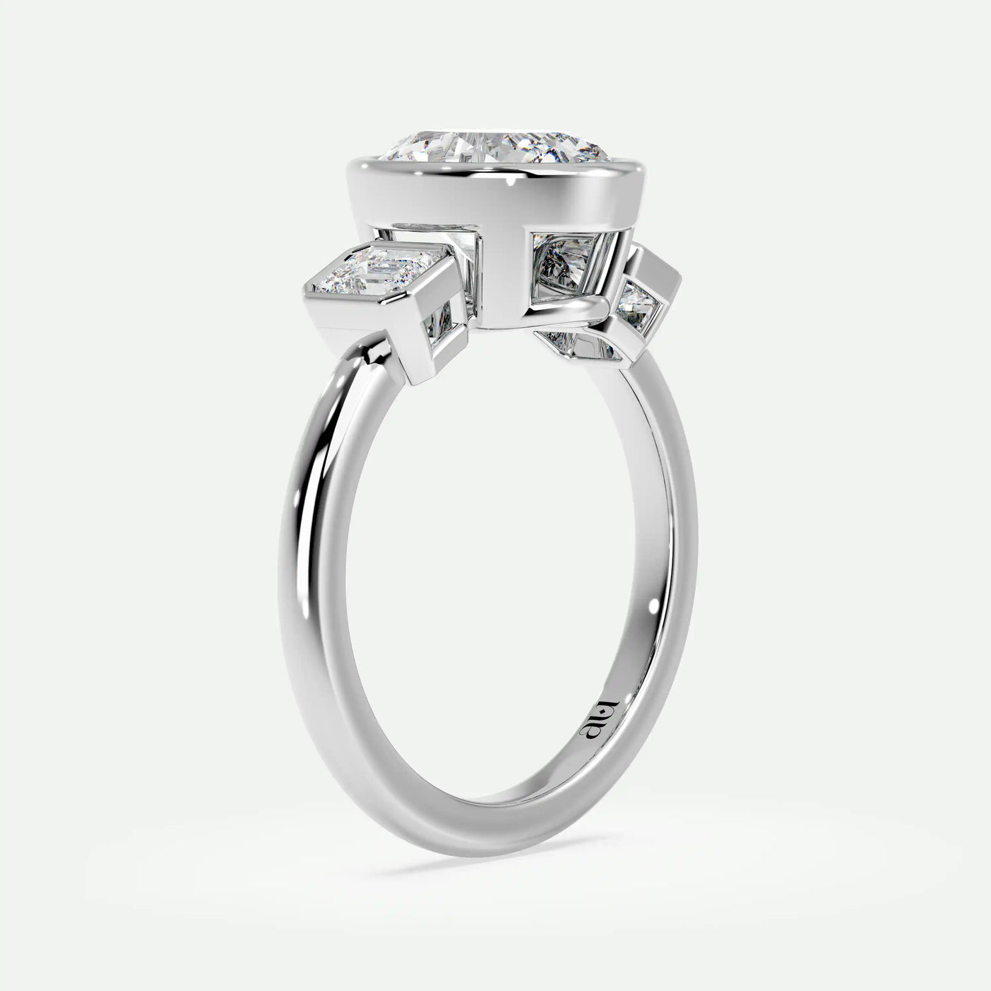 Oval - Silver (White Gold)
