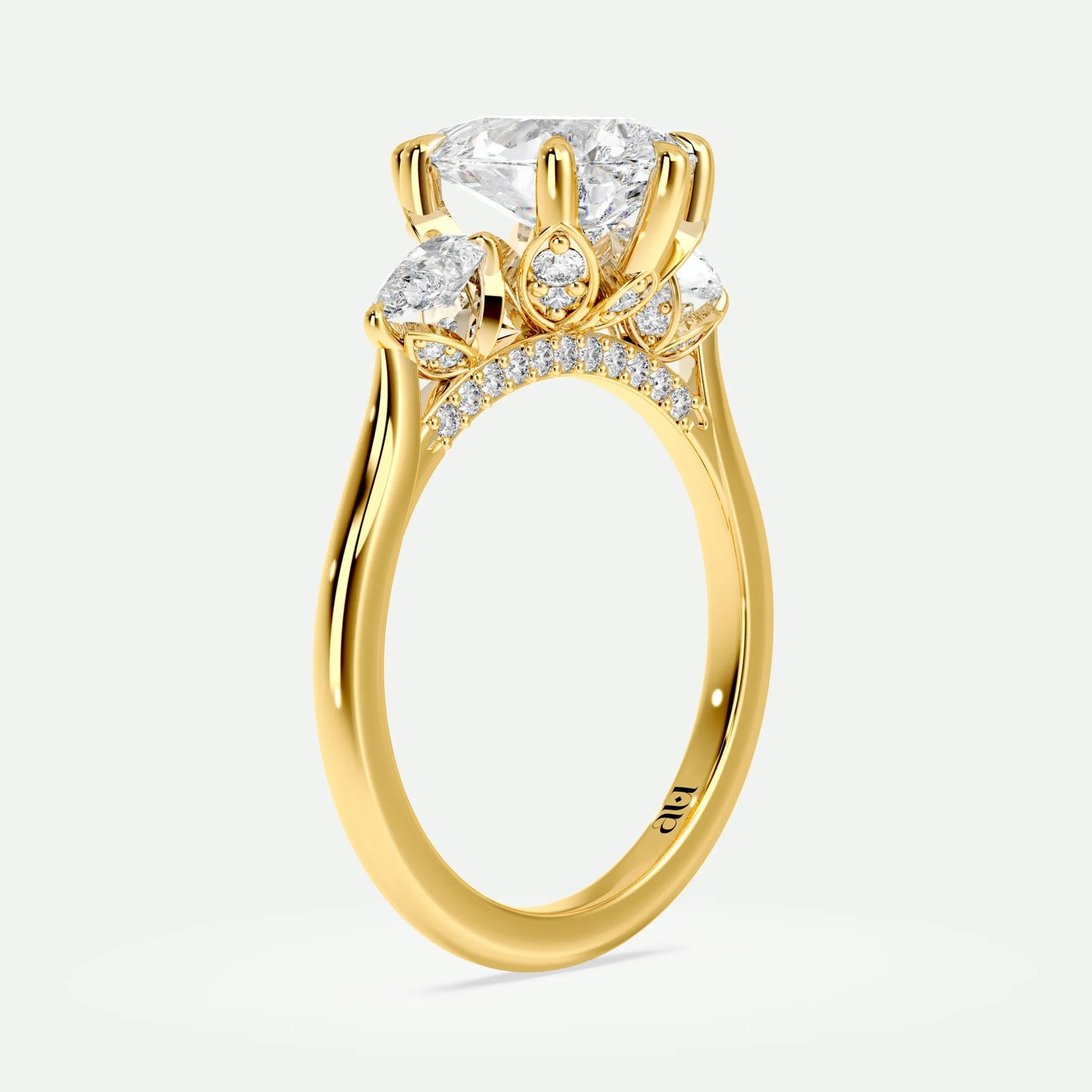 Pear - Silver (Yellow Gold)