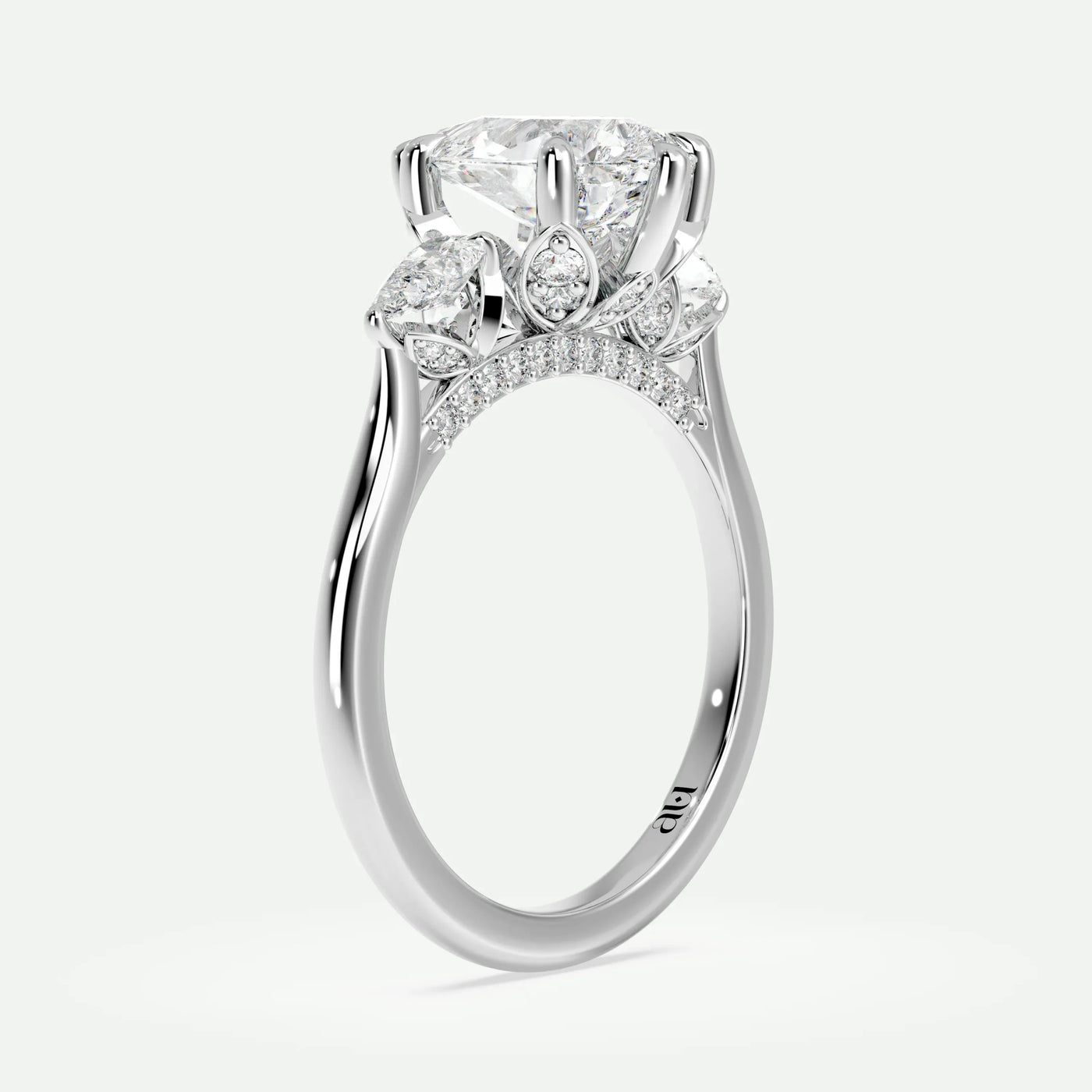 Pear - Silver (White Gold)