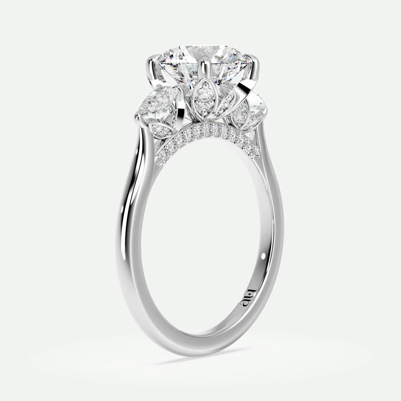 Round - Silver (White Gold)