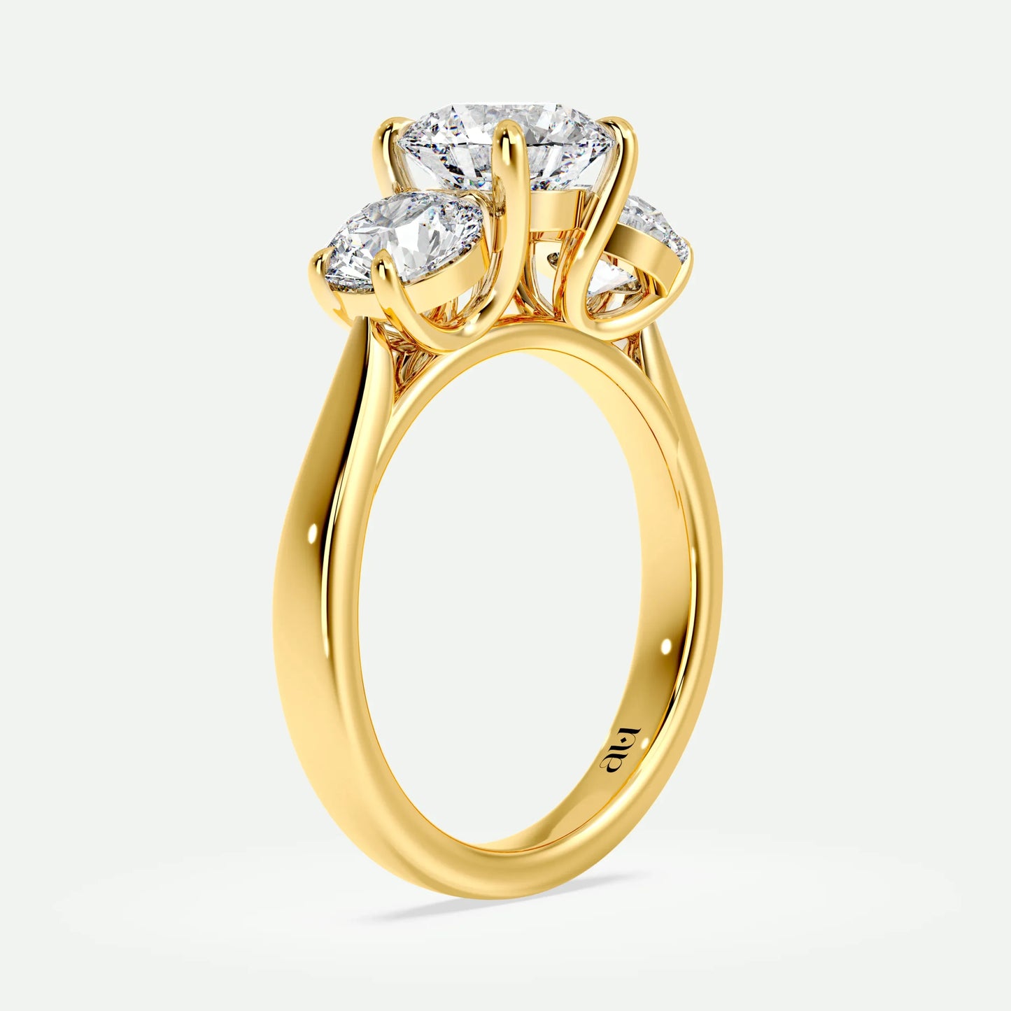 Round - Silver (Yellow Gold)
