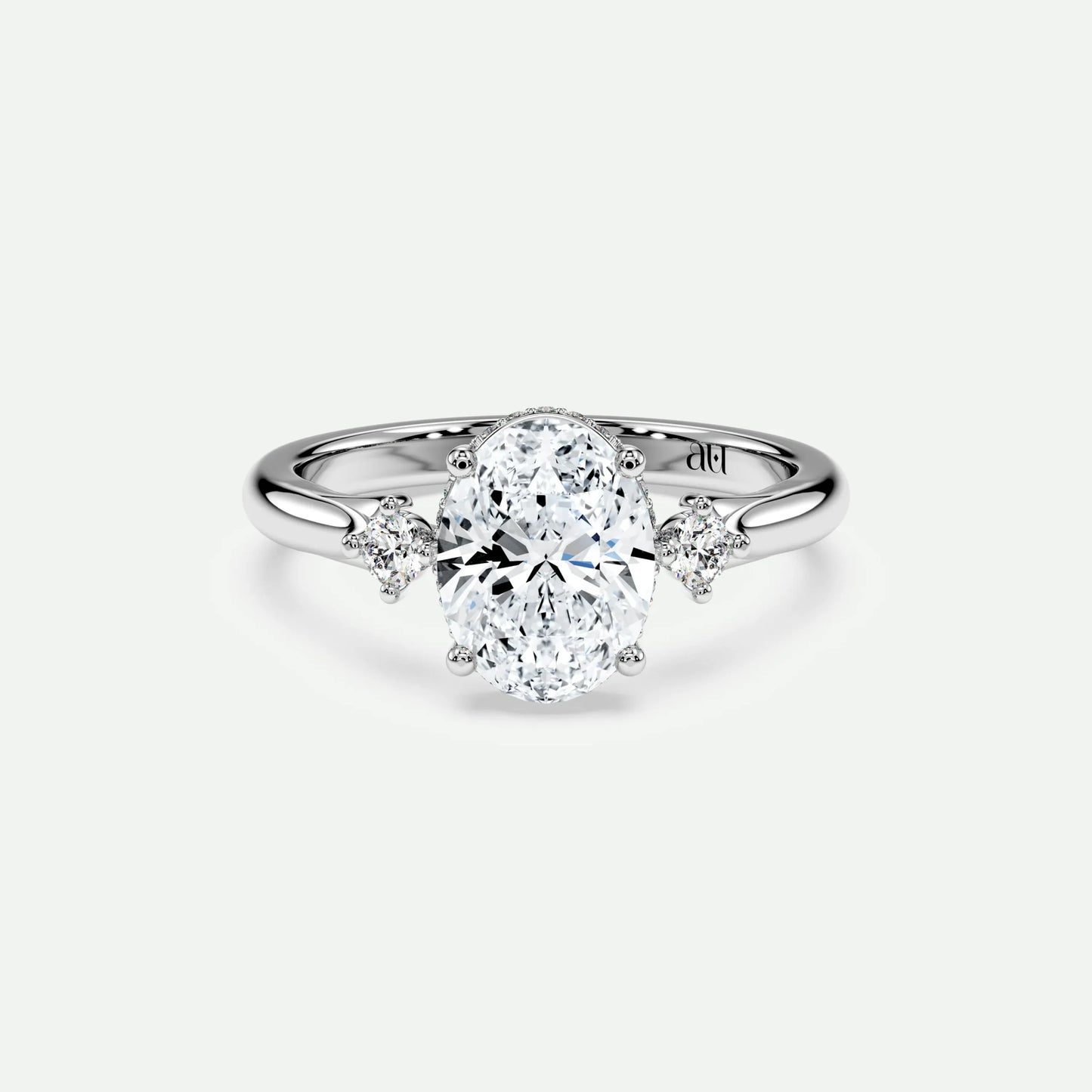 Oval - Silver (White Gold)