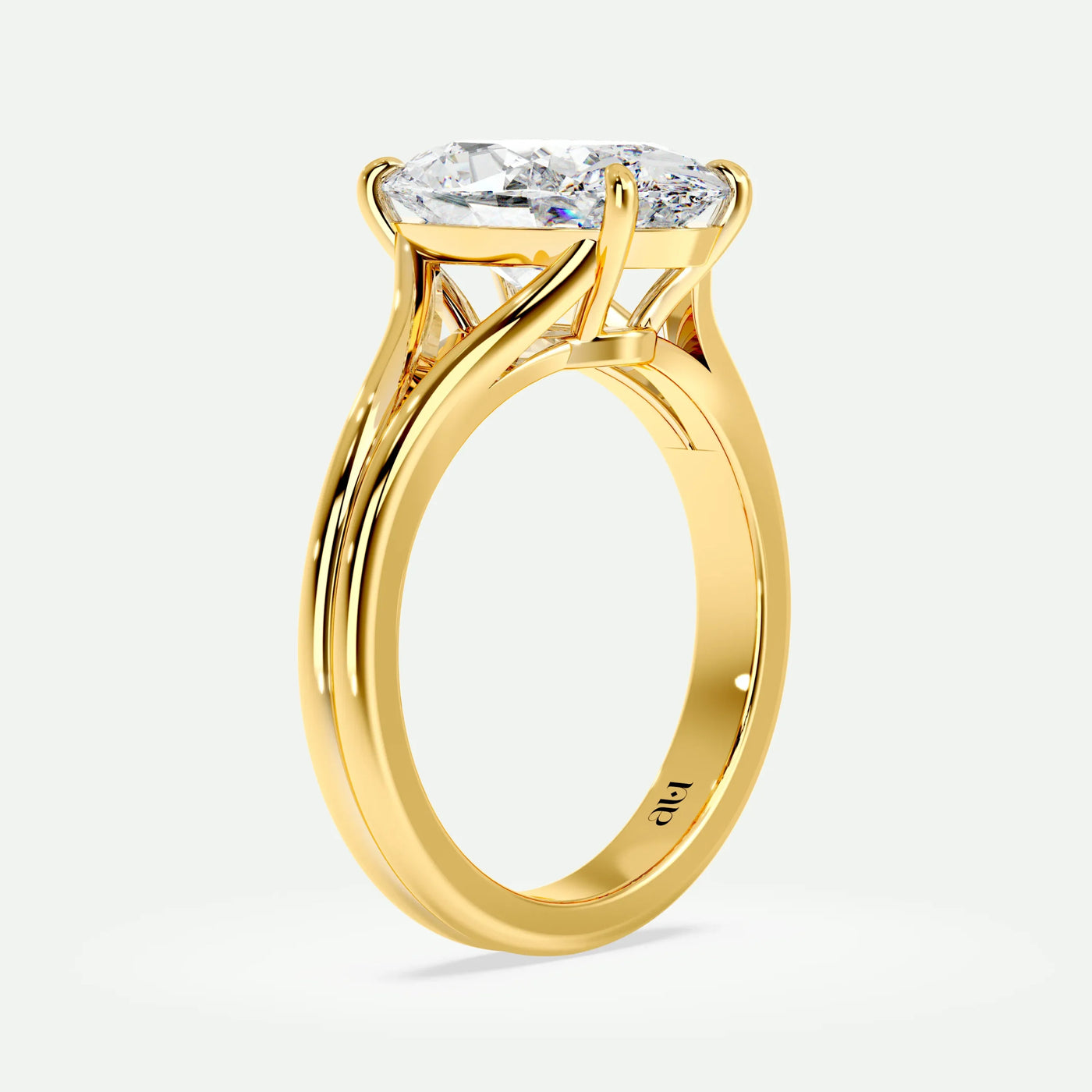 Oval - Silver (Yellow Gold)