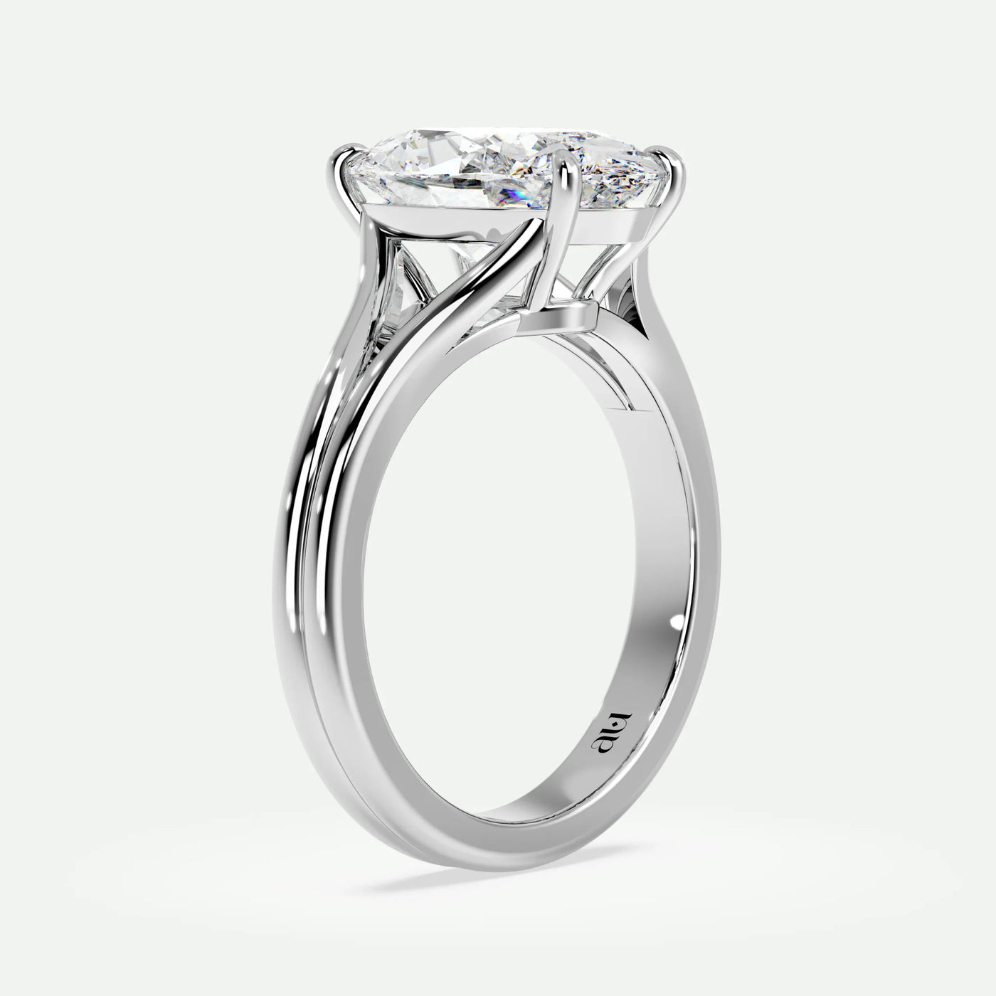 Oval - Silver (White Gold)