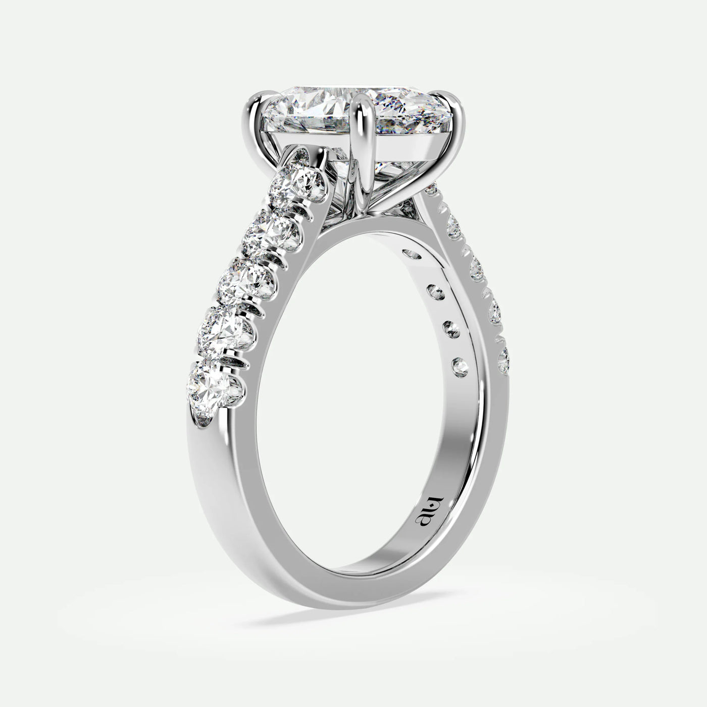 Oval - Silver (White Gold)