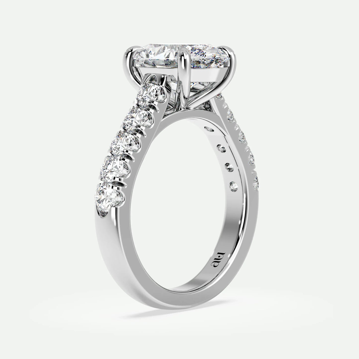Oval - Silver (White Gold)
