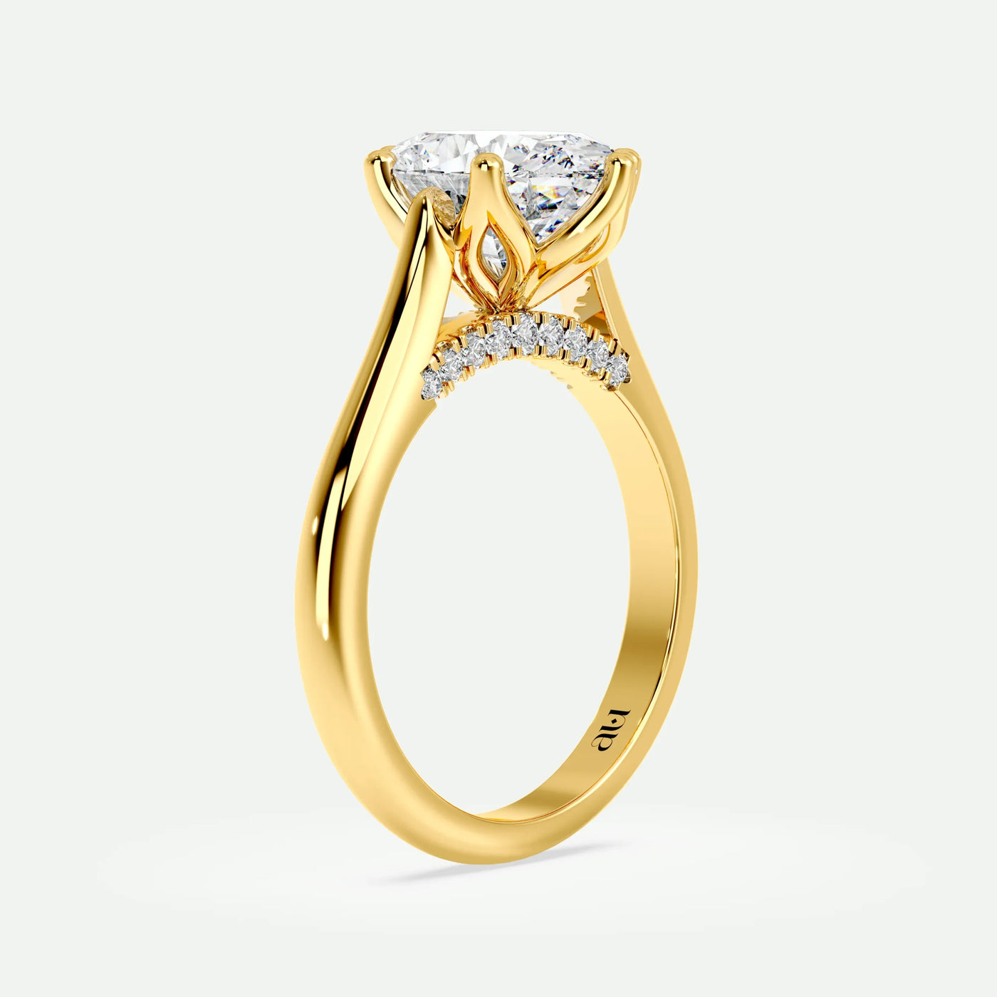 Oval - Silver (Yellow Gold)